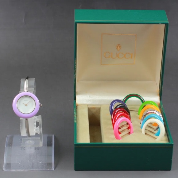 Gucci Luxury Vintage Silver Bracelet Watch complete set SWISS MADE Quartz - Picture 2 of 10